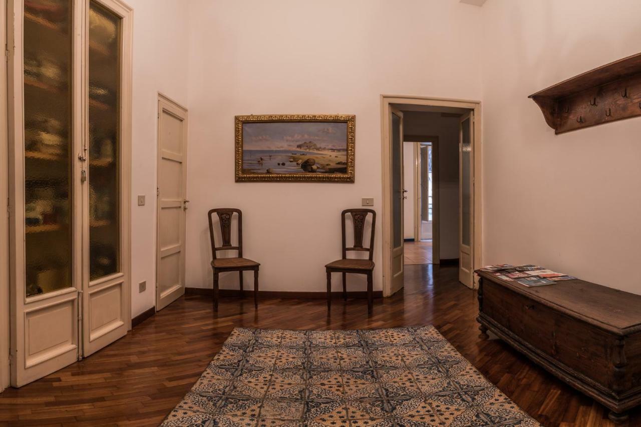 Appartamento Palazzo Pace Al Cassaro Palermo Exteriér fotografie